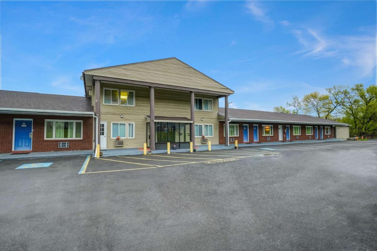 Motel 6-Ilion, Ny Ngoại thất bức ảnh