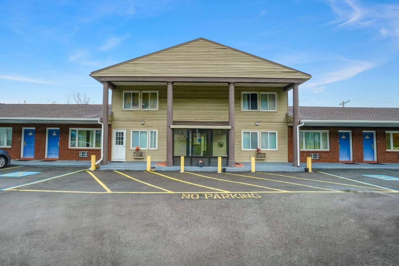 Motel 6-Ilion, Ny Ngoại thất bức ảnh